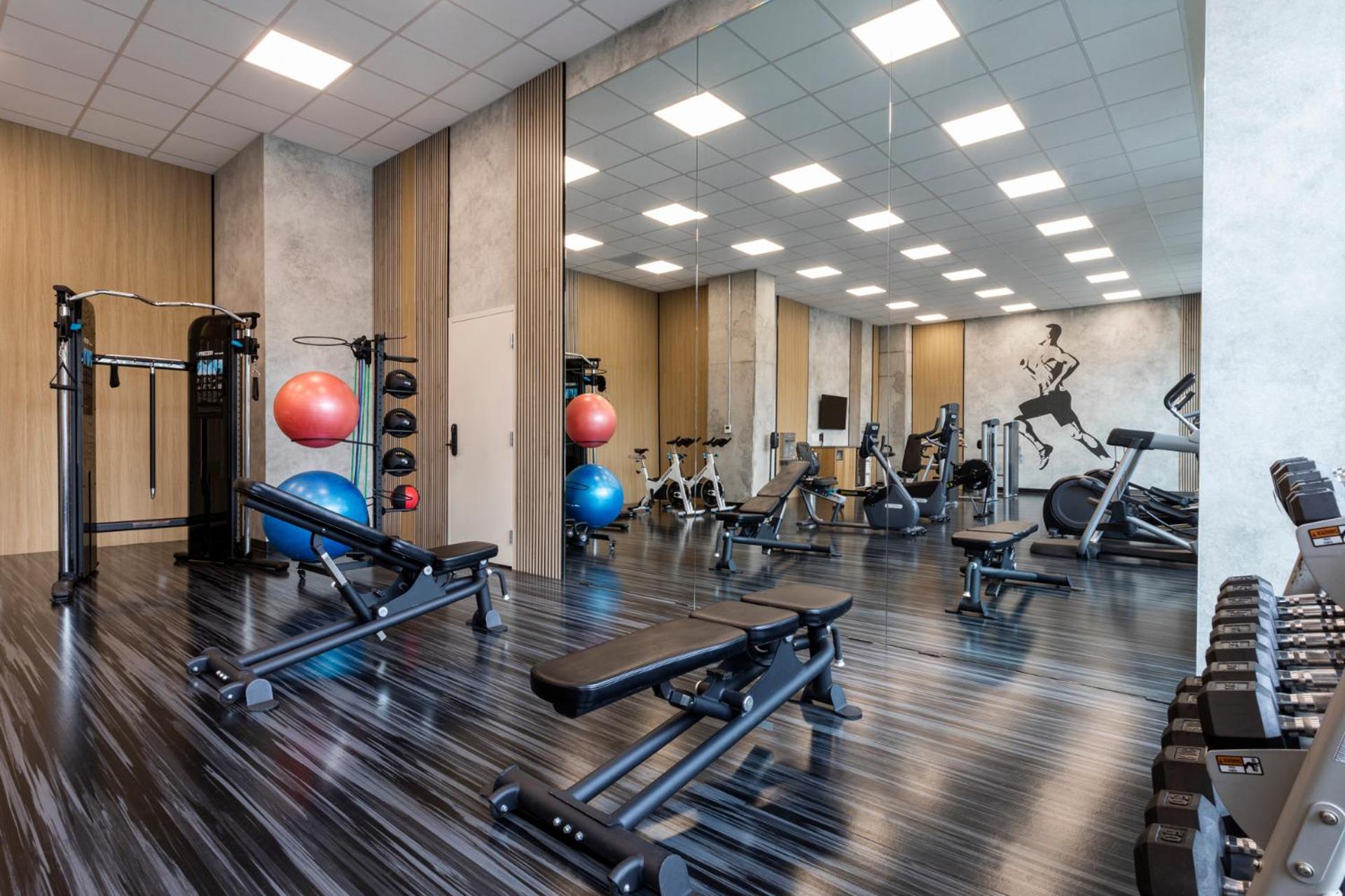Отель Hyatt Centric Монреаль Экстерьер фото